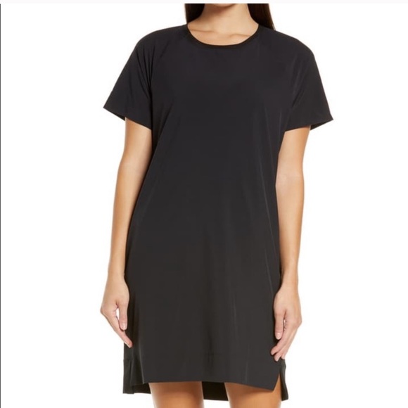Zella Dresses & Skirts - NWOT Zella Getaway Dress W Pockets in Black
